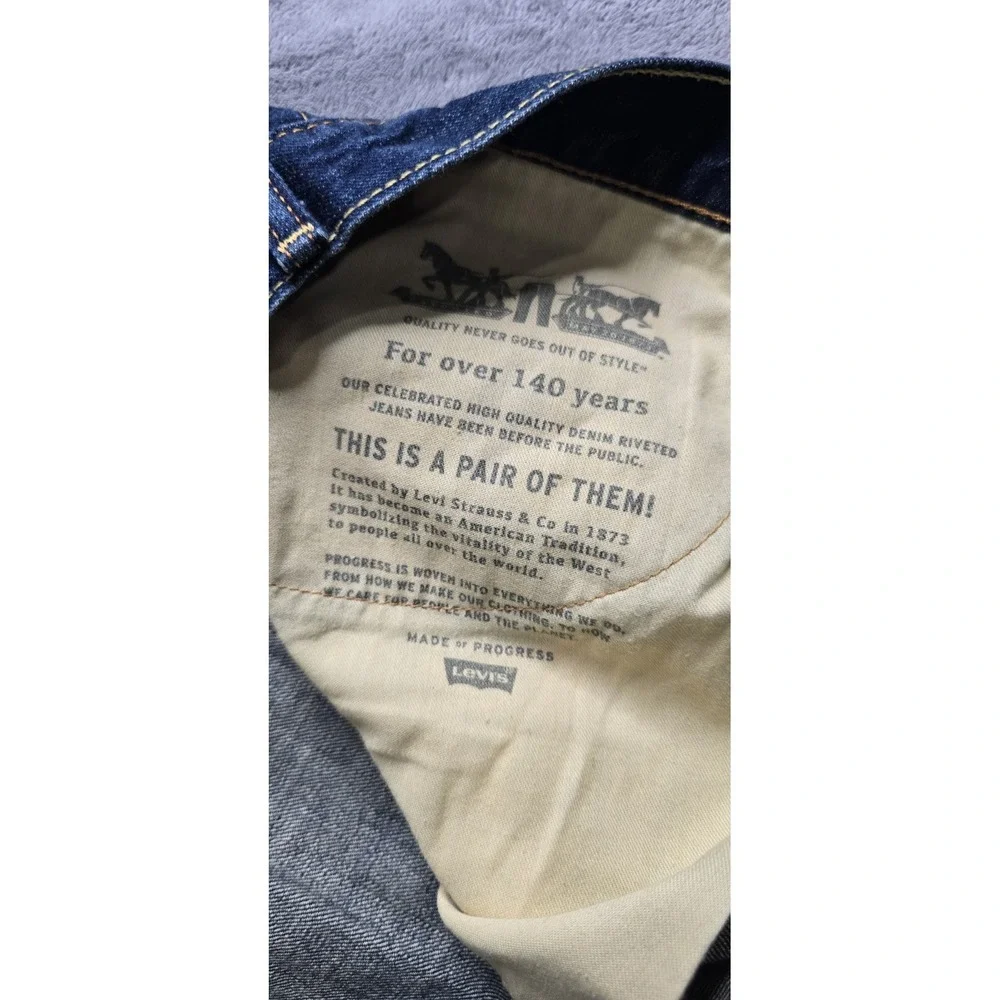 Levis 569 Denim Shorts Mens 40 Dark Blue Whiskers 12